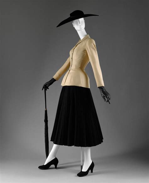 1940s dior new look|christian dior 1947 collection designs.